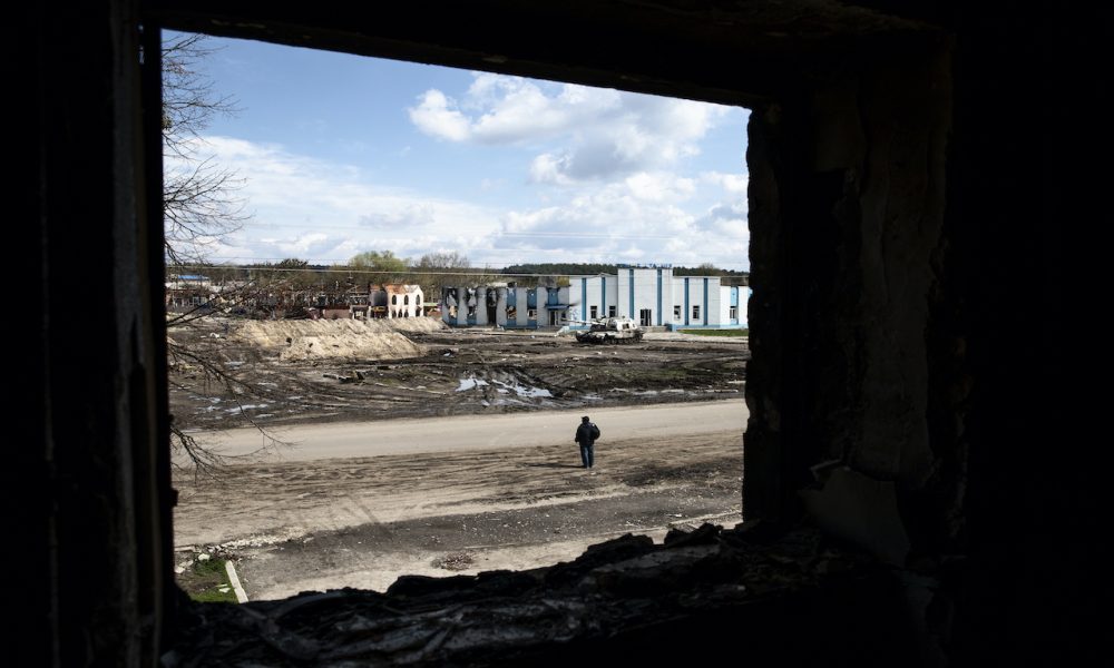 Безпека міст: укриття, тривоги, шкільні маршрути і “втома від сирен”